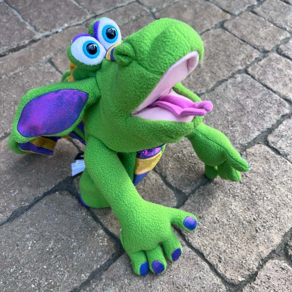 Melissa & Doug Smoulder The Dragon Green Hand Puppet